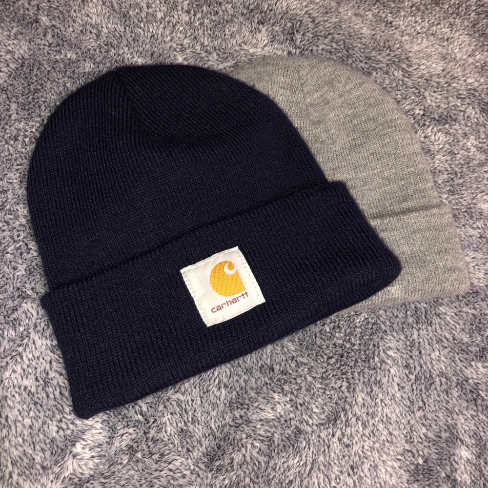 Carhartt & Urban Outfitters beanie bundle!
